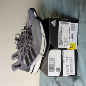 Brand New Adidas Supernova size 10 men